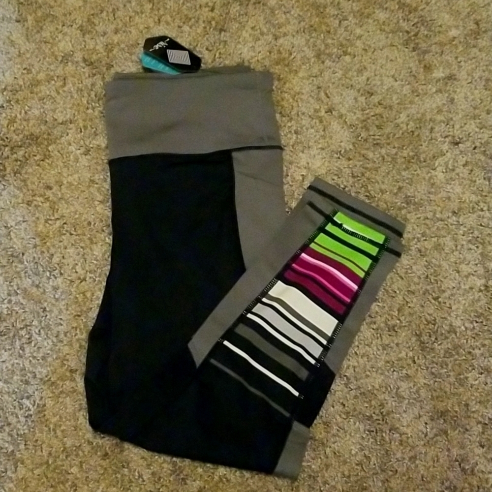 Lularoe Fearless Workout capris